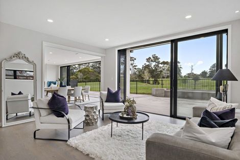 Photo of property in 14 Third Fairway Place, Albany, Auckland, 0632