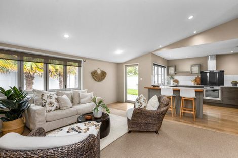 Photo of property in 2 Edwards Street, Frimley, Hastings, 4120