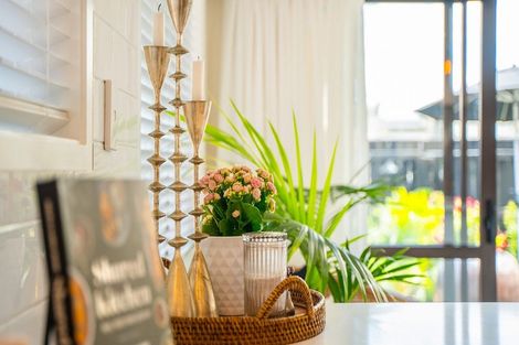 Photo of property in 2a Empire Road, Orewa, 0931