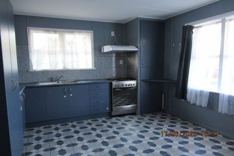 Photo of property in 63 Hepburn Road, Glendene, Auckland, 0602