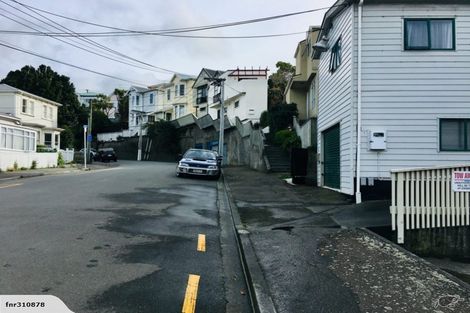 Photo of property in 4 Myrtle Crescent, Mount Cook, Wellington, 6021