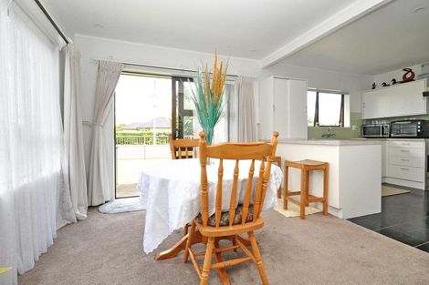 Photo of property in 88 Clevedon Road, Papakura, 2110