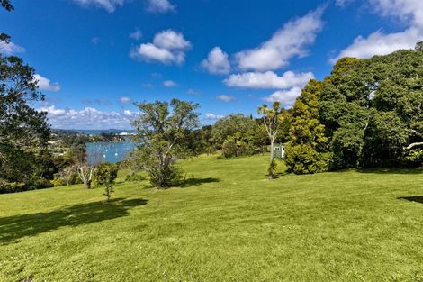 Photo of property in 1 Buckleys Track, Paremoremo, Auckland, 0632