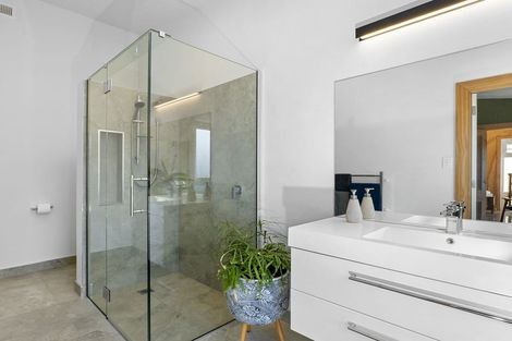 Photo of property in 21 Eyrewell Road, Pegasus, 7612