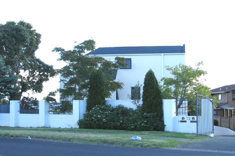 Photo of property in 1/73 Takutai Avenue, Half Moon Bay, Auckland, 2012