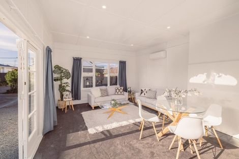 Photo of property in 28 Pine Avenue, New Brighton, Christchurch, 8061