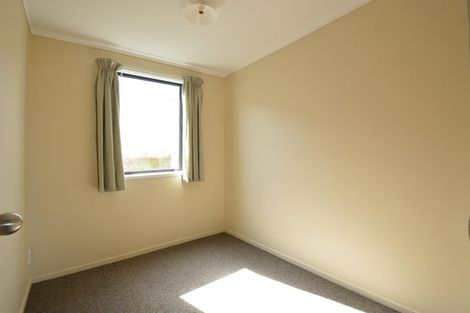 Photo of property in 5 Beatty Avenue, Manurewa, Auckland, 2102