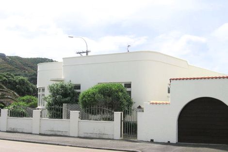 Photo of property in 44 Trent Street, Island Bay, Wellington, 6023