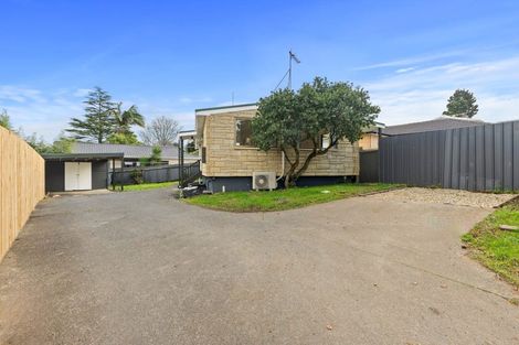 Photo of property in 2/12 Christmas Road, Manurewa, Auckland, 2102