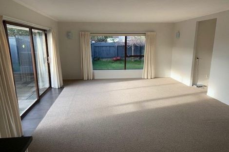 Photo of property in 1/19 Gulf Crest, Bucklands Beach, Auckland, 2012