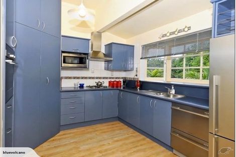 Photo of property in 11 James Street, Raglan, 3225