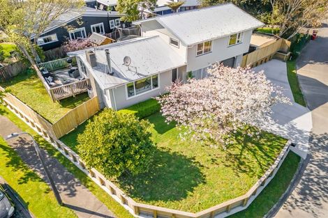 Photo of property in 1 Riverlea Way, Totara Park, Upper Hutt, 5018