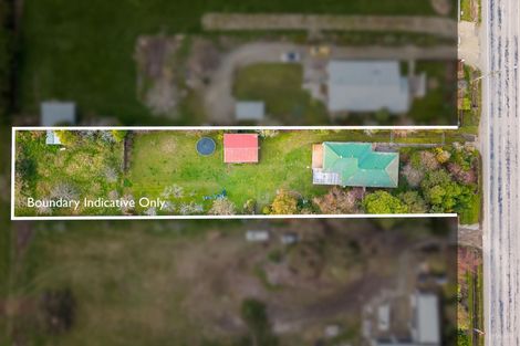 Photo of property in 58 Timaru Road, Waimate, 7924