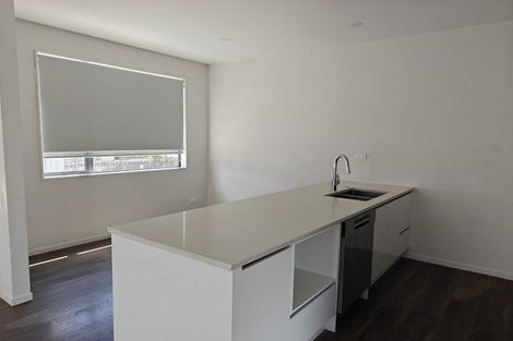 Photo of property in 2/16 William Roberts Road, Pakuranga, Auckland, 2010