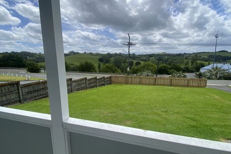 Photo of property in 42 View Street, Maungaturoto, 0520