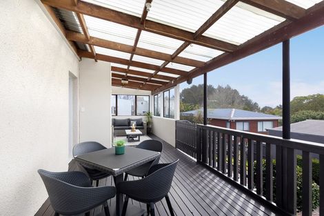 Photo of property in 15 Saltaire Street, Avondale, Auckland, 1026