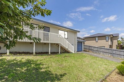 Photo of property in 2/48 Barbados Drive, Unsworth Heights, Auckland, 0632