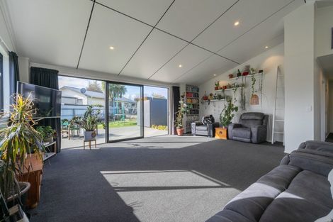 Photo of property in 27 Tawera Place, Te Anau, 9679