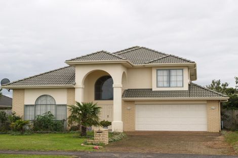 Photo of property in 16 Trovare Place, Golflands, Auckland, 2013