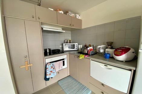 Photo of property in 4m/3 Keystone Avenue, Mount Roskill, Auckland, 1041