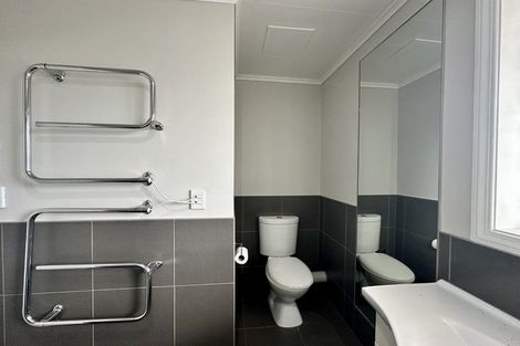 Photo of property in 82 Mcmurdo Street, Tinwald, Ashburton, 7700