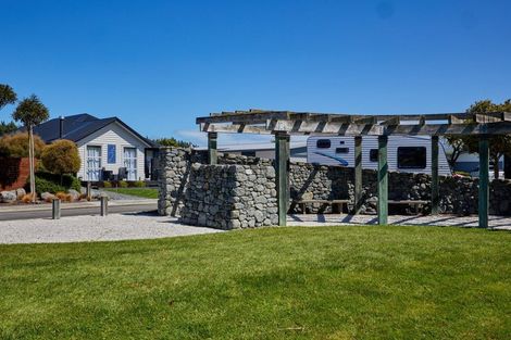 Photo of property in 7 Mcrae Gardens, Kaikoura Flat, Kaikoura, 7371