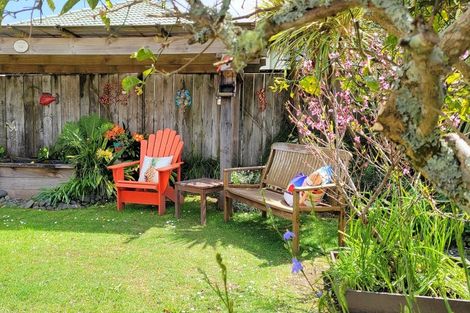 Photo of property in 39 Lakeside Drive, Orewa, 0931