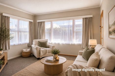 Photo of property in 2/210 Grove Road, Mayfair, Hastings, 4122