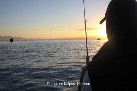 Photo of property in 2 Kanono Way, Helensville, 0800