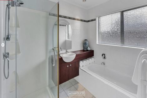 Photo of property in 24 Olena Avenue, Sunnyhills, Auckland, 2010