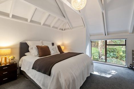 Photo of property in 5 Cassis Place, Crofton Downs, Wellington, 6035