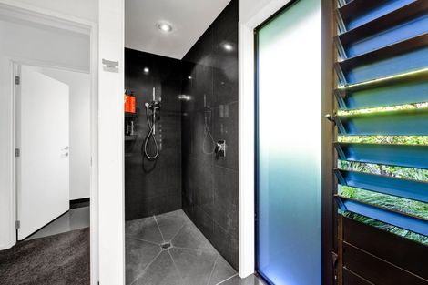 Photo of property in 14 Brooklands Road, Brooklands, New Plymouth, 4310