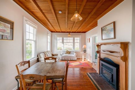 Photo of property in 33 Purau Avenue, Diamond Harbour, 8972