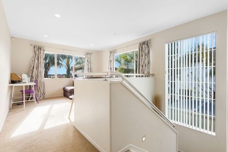 Photo of property in 13 Wawatai Drive, Karaka, Papakura, 2113