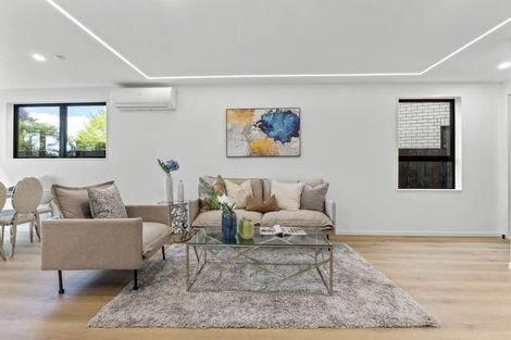 Photo of property in 11c Kindergarten Drive, Conifer Grove, Takanini, 2112