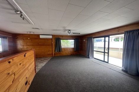 Photo of property in 236 Papamoa Beach Road, Papamoa Beach, Papamoa, 3118