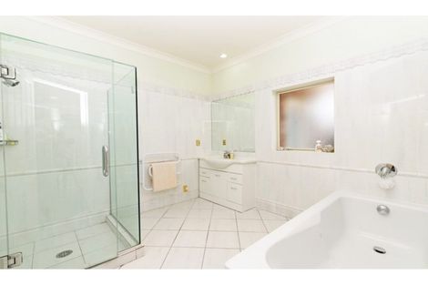 Photo of property in 7 Semillon Avenue, Henderson, Auckland, 0612