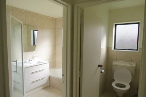 Photo of property in 36 Poplar Grove, Whalers Gate, New Plymouth, 4310