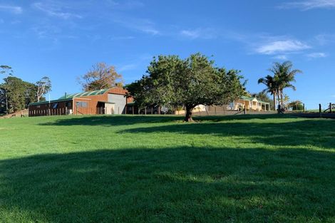 Photo of property in 154 Awa Road, Kumeu, 0891