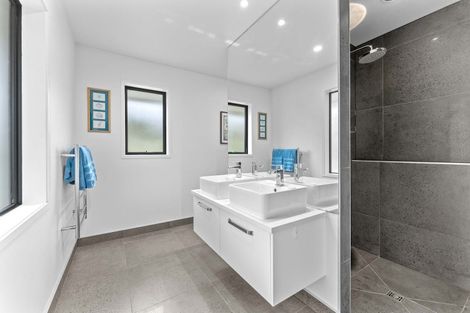 Photo of property in 28 Riverside Lane, Karapiro, Cambridge, 3494