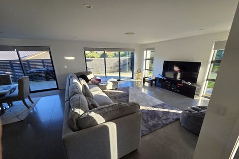 Photo of property in 29 Sycamore Grove, Lower Vogeltown, New Plymouth, 4310