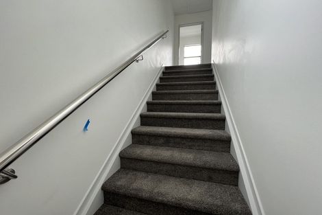 Photo of property in 2 Matukutureia Lane, Manurewa, Auckland, 2102