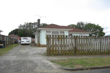 Photo of property in 3 Rata Place, Pukekohe, 2120