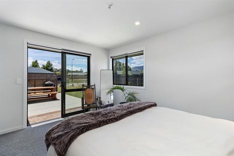 Photo of property in 8 Grandview Road, Lake Hawea, 9382
