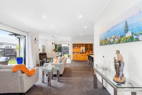 Photo of property in 23 Puhirake Crescent, Pyes Pa, Tauranga, 3112