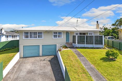 Photo of property in 5 Claymore Street, Manurewa, Auckland, 2102