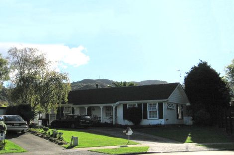 Photo of property in 17 Mataura Grove, Wainuiomata, Lower Hutt, 5014
