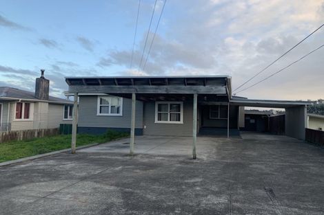 Photo of property in 341 Main Road, Huapai, Kumeu, 0810