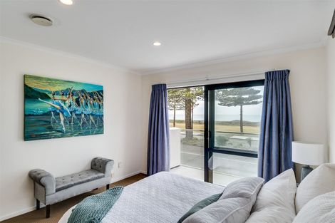 Photo of property in 633 Marine Parade, Napier South, Napier, 4110