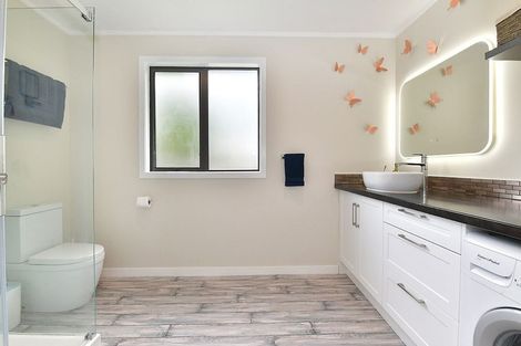 Photo of property in 57d Rautawhiri Road, Helensville, 0800